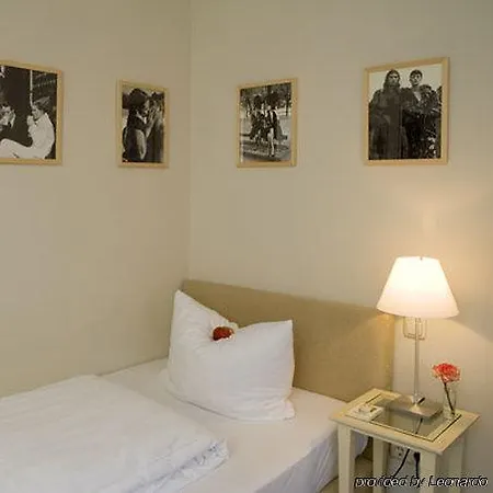 Hotel Bob W Old Town München