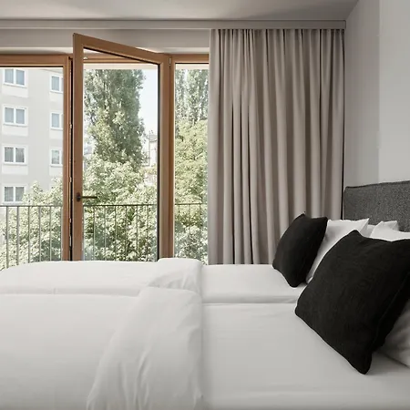 Hotel Bob W Old Town 4*
