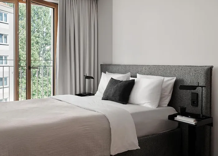 Bob W Old Town Hotel 4*