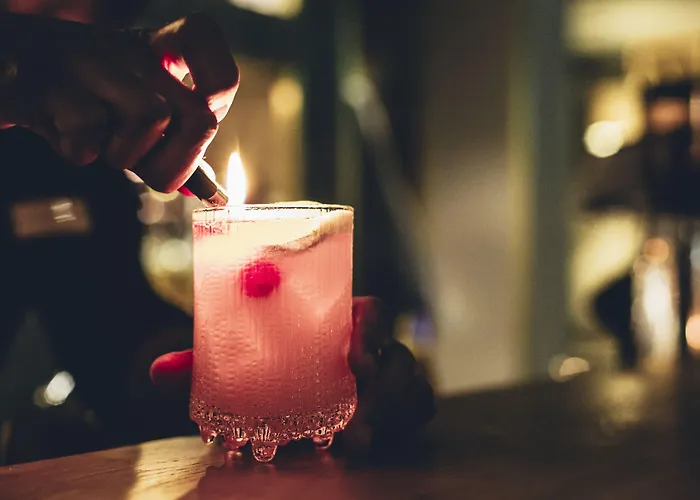 Hotel Bob W Old Town 4*