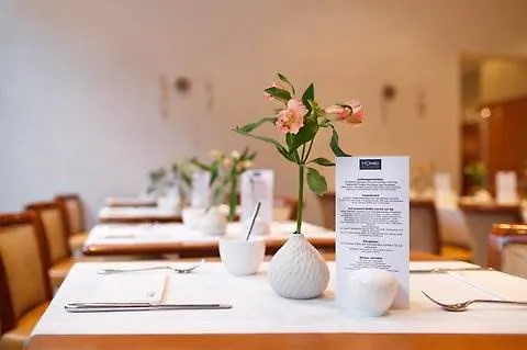 Bob W Old Town Hotel