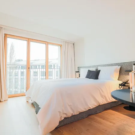 Hotel Bob W Old Town 4*